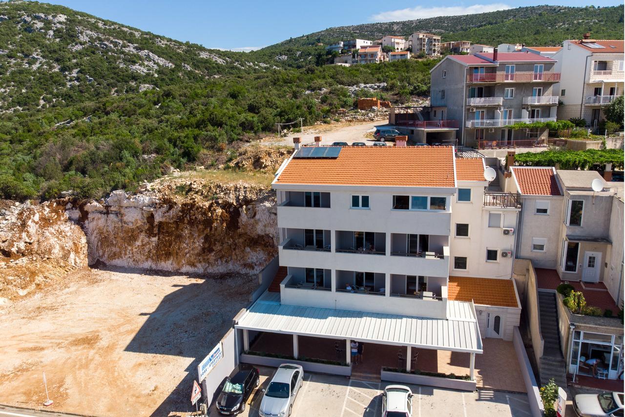 Villa Suzana 内乌姆 外观 照片